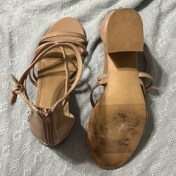 Material Girl Nude Heel - Picture 2 of 4